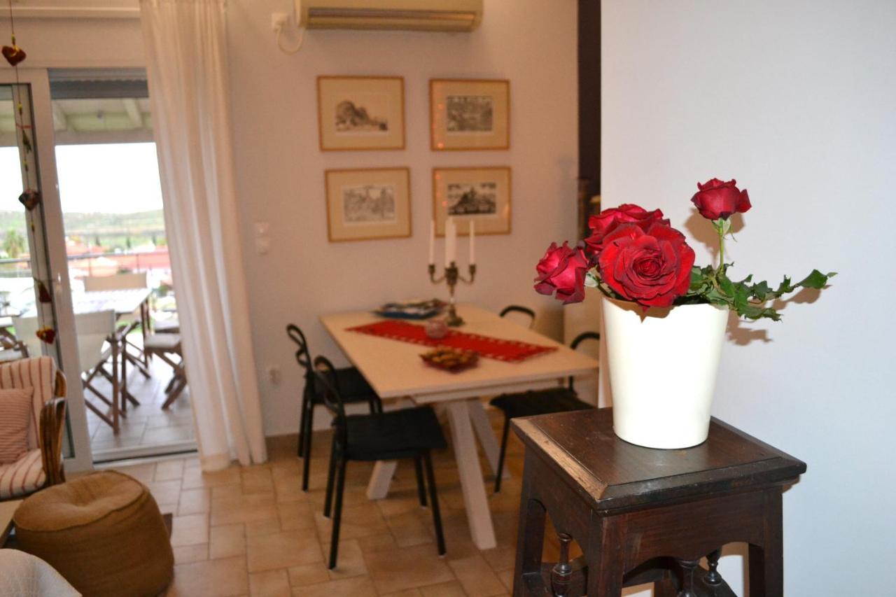 Corinthian Sun - Vacation Home Екстериор снимка