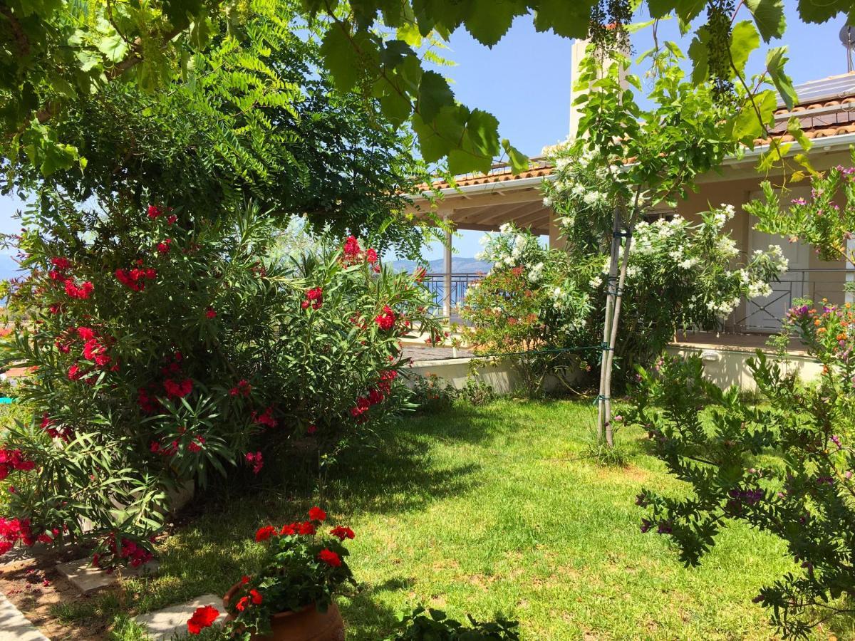 Corinthian Sun - Vacation Home Екстериор снимка