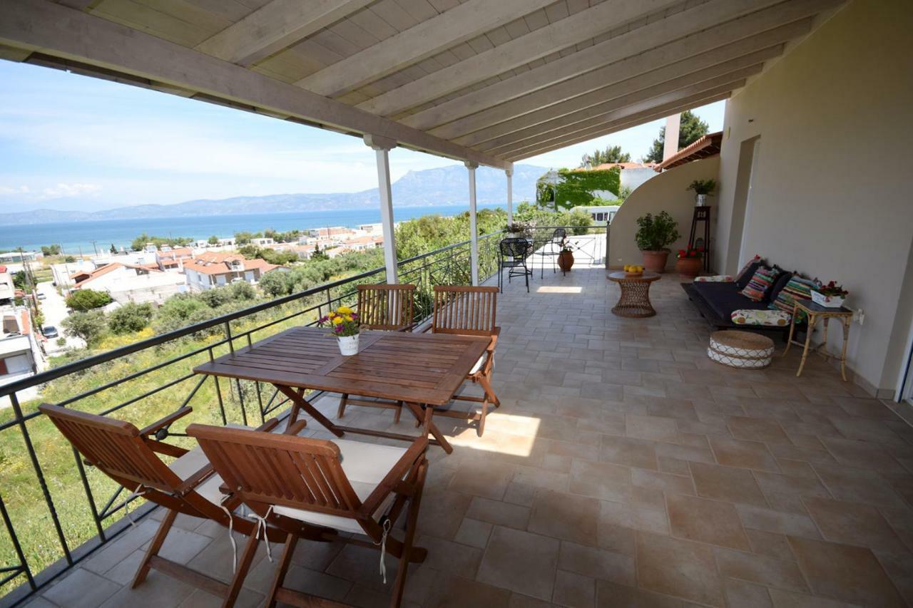 Corinthian Sun - Vacation Home Екстериор снимка